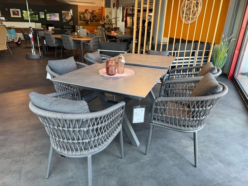 Outdoor-Living-Ausstellung bei Möbel Spill